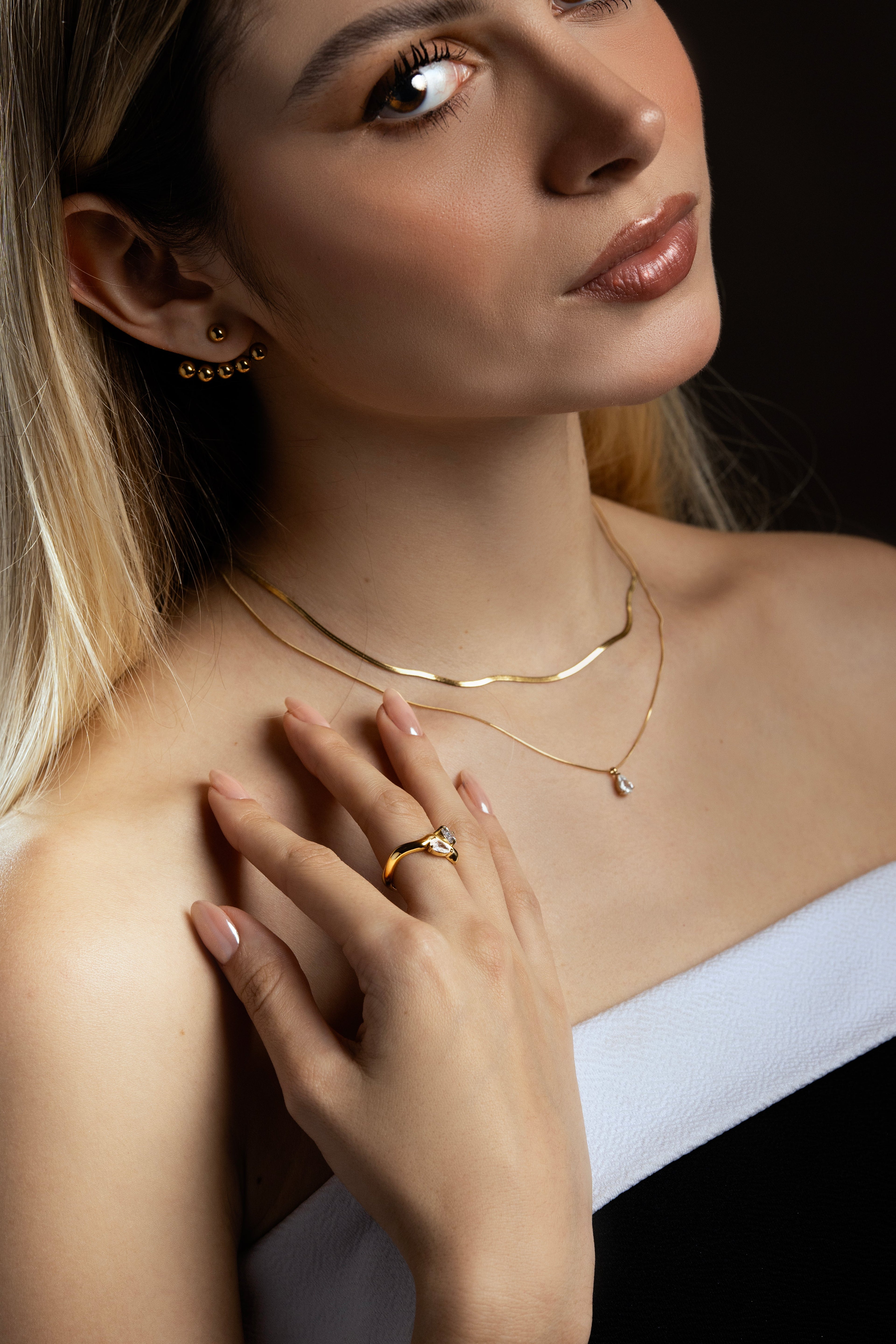 COLLARES