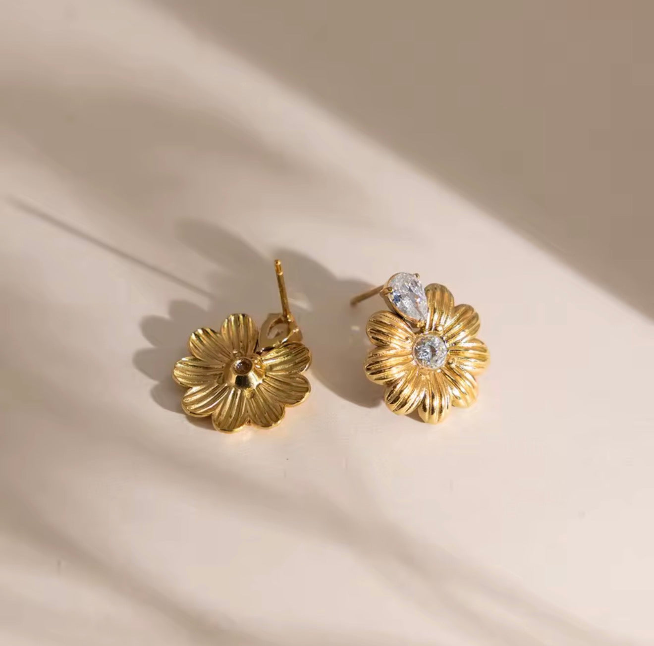 Aretes - PREMIUM | ✨Chapado en oro PVD 18K | 💦 Waterproof