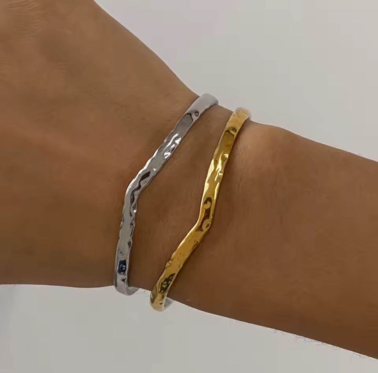 Brazalete - PREMIUM | ✨Chapado en oro PVD 18K | 💦 Waterproof