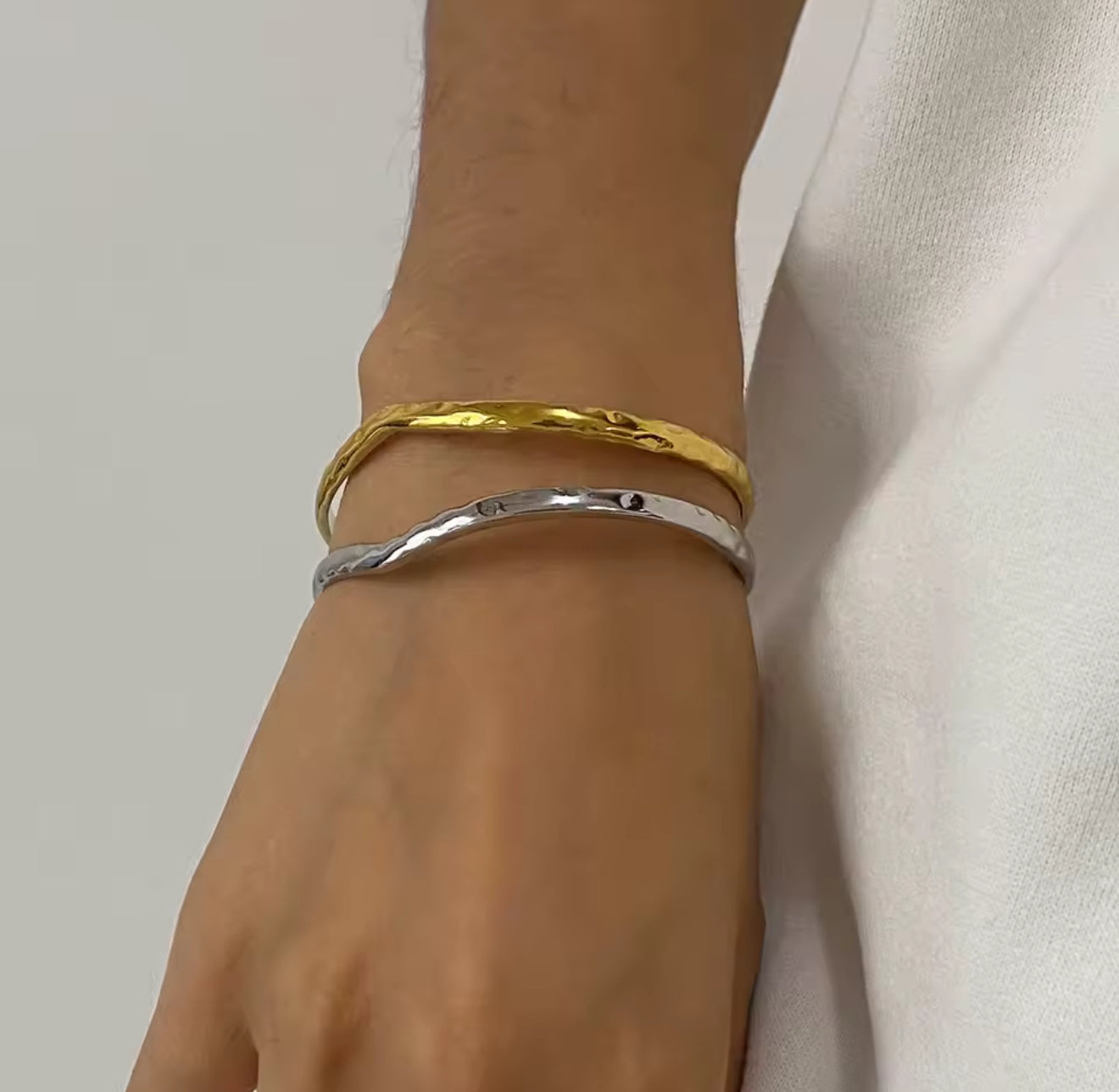 Brazalete - PREMIUM | ✨Chapado en oro PVD 18K | 💦 Waterproof