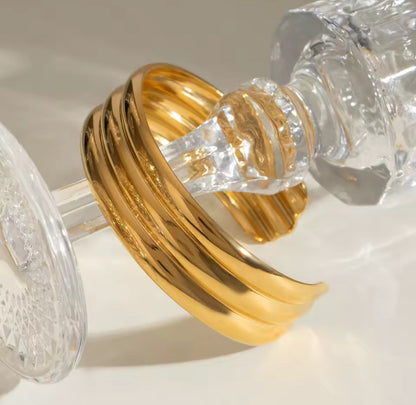 Brazalete - PREMIUM | ✨Chapado en oro PVD 18K | 💦 Waterproof