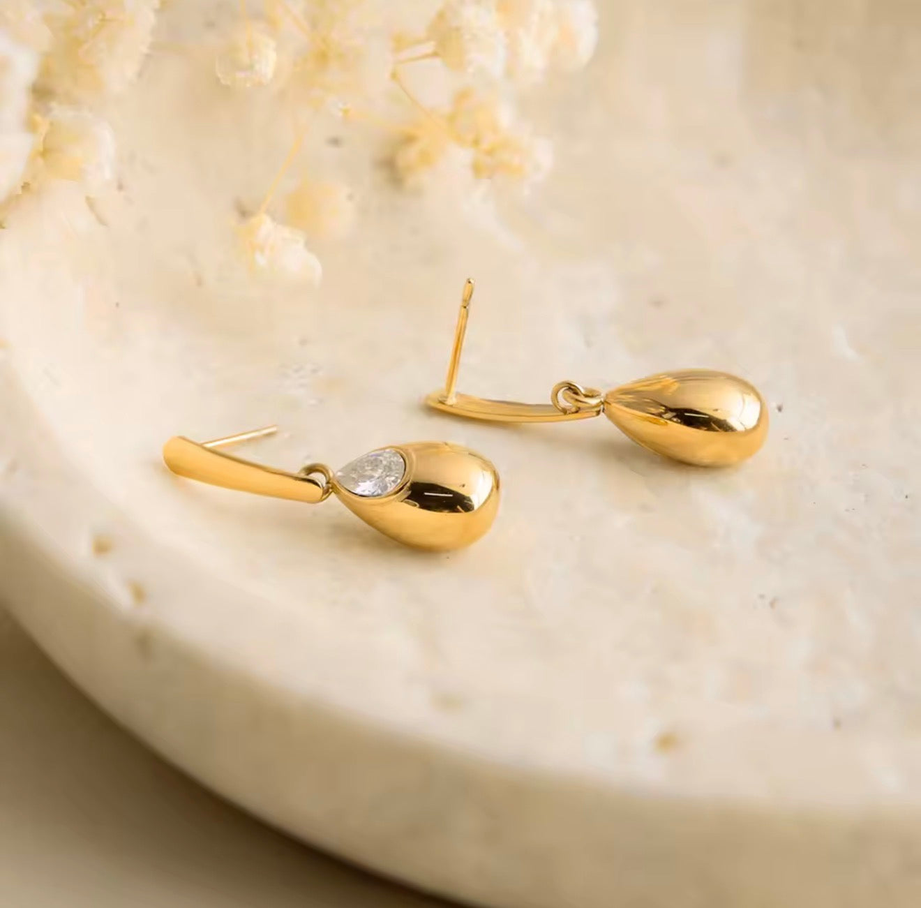 Aretes - PREMIUM | ✨Chapado en oro PVD 18K | 💦 Waterproof