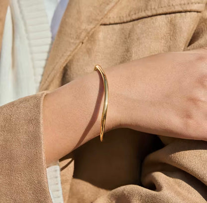 Brazalete - PREMIUM | ✨Chapado en oro PVD 18K | 💦 Waterproof