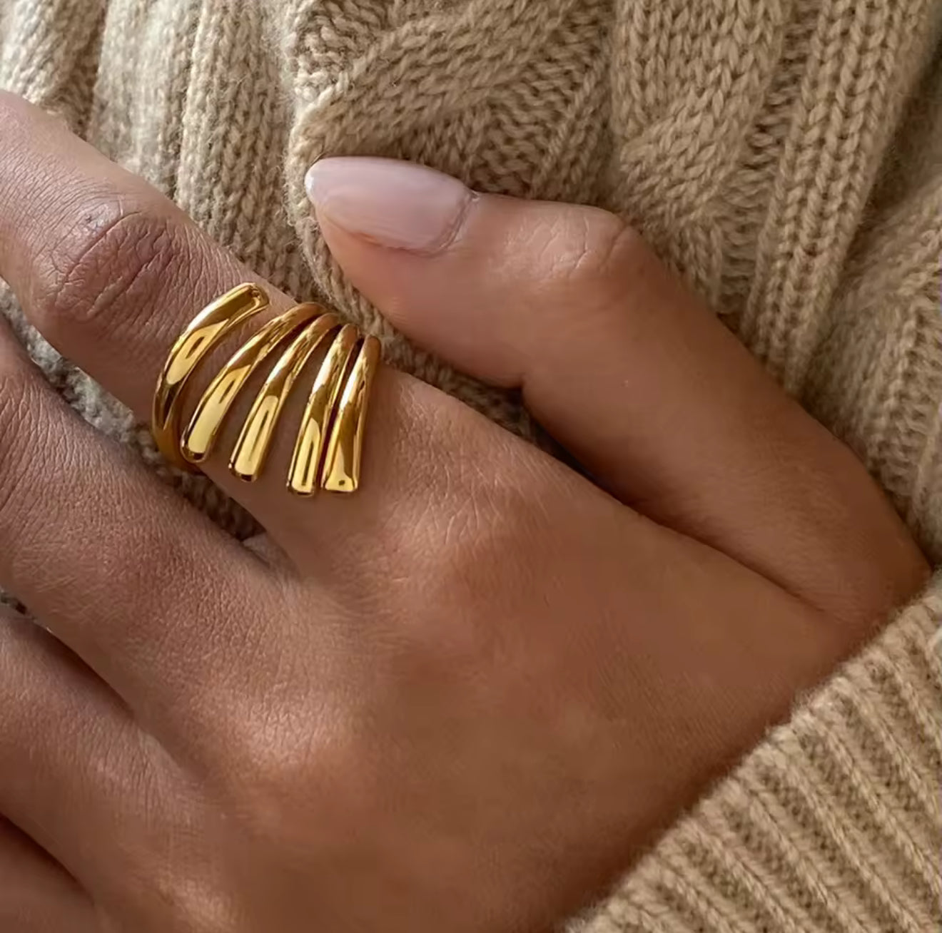 Anillo - PREMIUM | ✨Chapado en oro PVD 18K | 💦 Waterproof