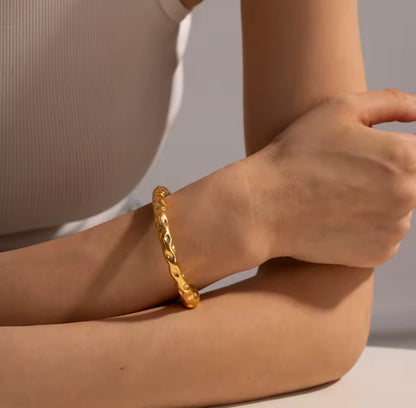 Brazalete - PREMIUM | ✨Chapado en oro PVD 18K | 💦 Waterproof